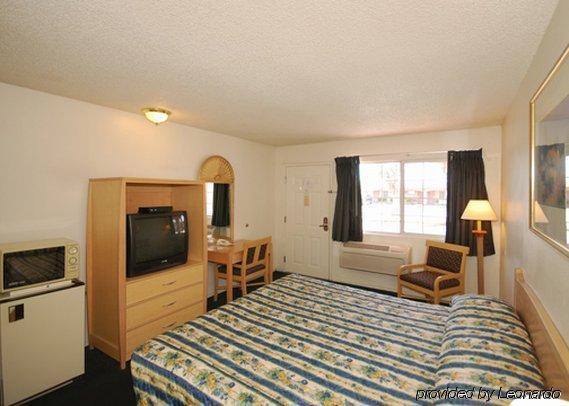 Econo Lodge On Historic Route 66 Barstow Oda fotoğraf