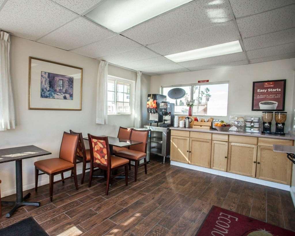 Econo Lodge On Historic Route 66 Barstow Restoran fotoğraf